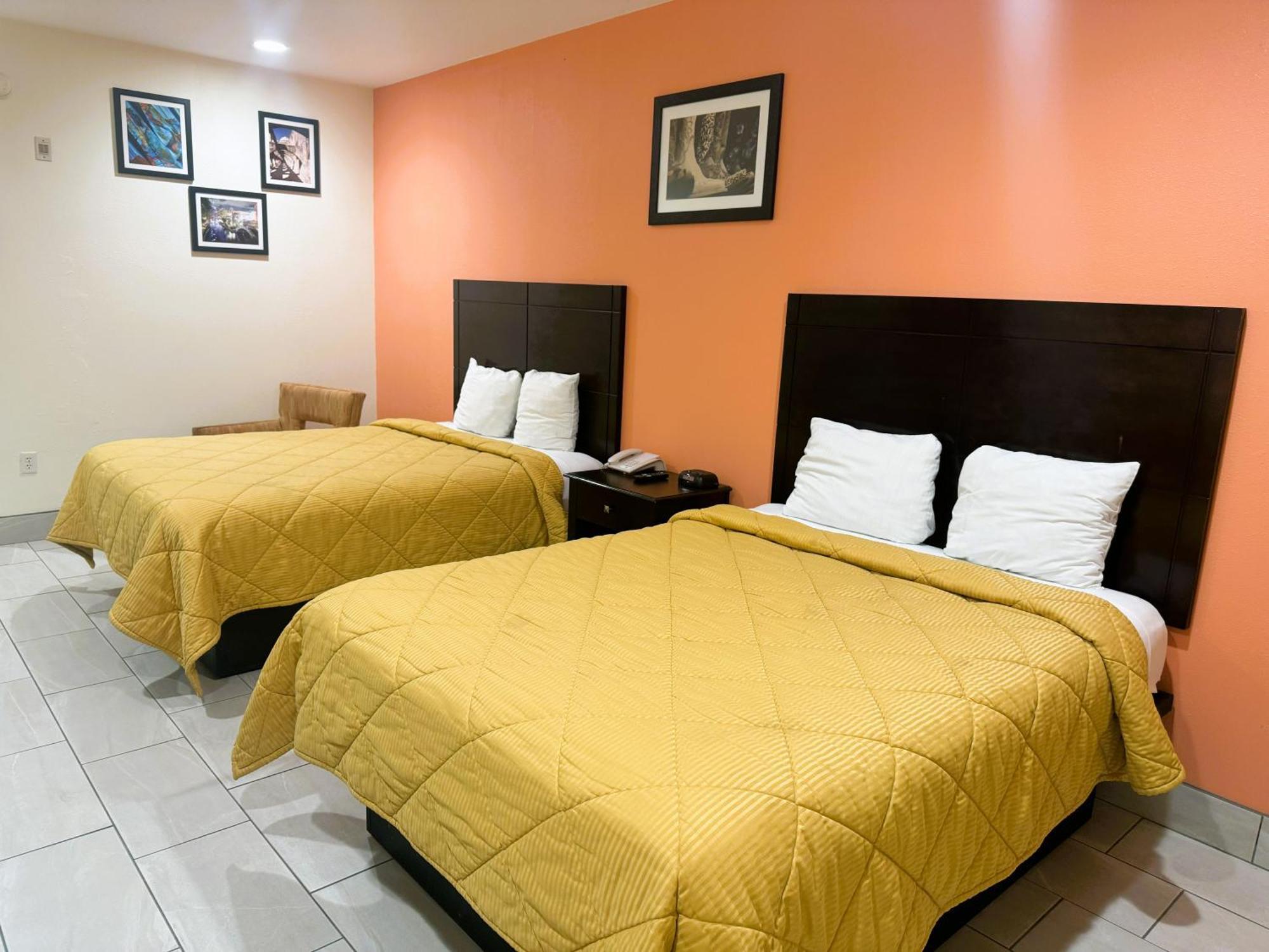 Pecan Valley Inn & Suites San Antonio Extérieur photo